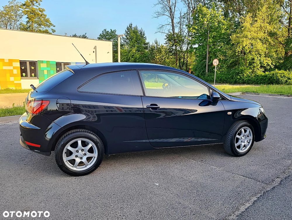 Seat Ibiza SC 1.4 16V Style - 11