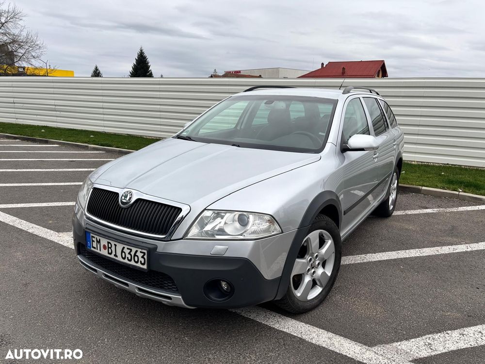 Skoda Octavia Combi 2.0 TDI DPF Scout 4x4 - 1