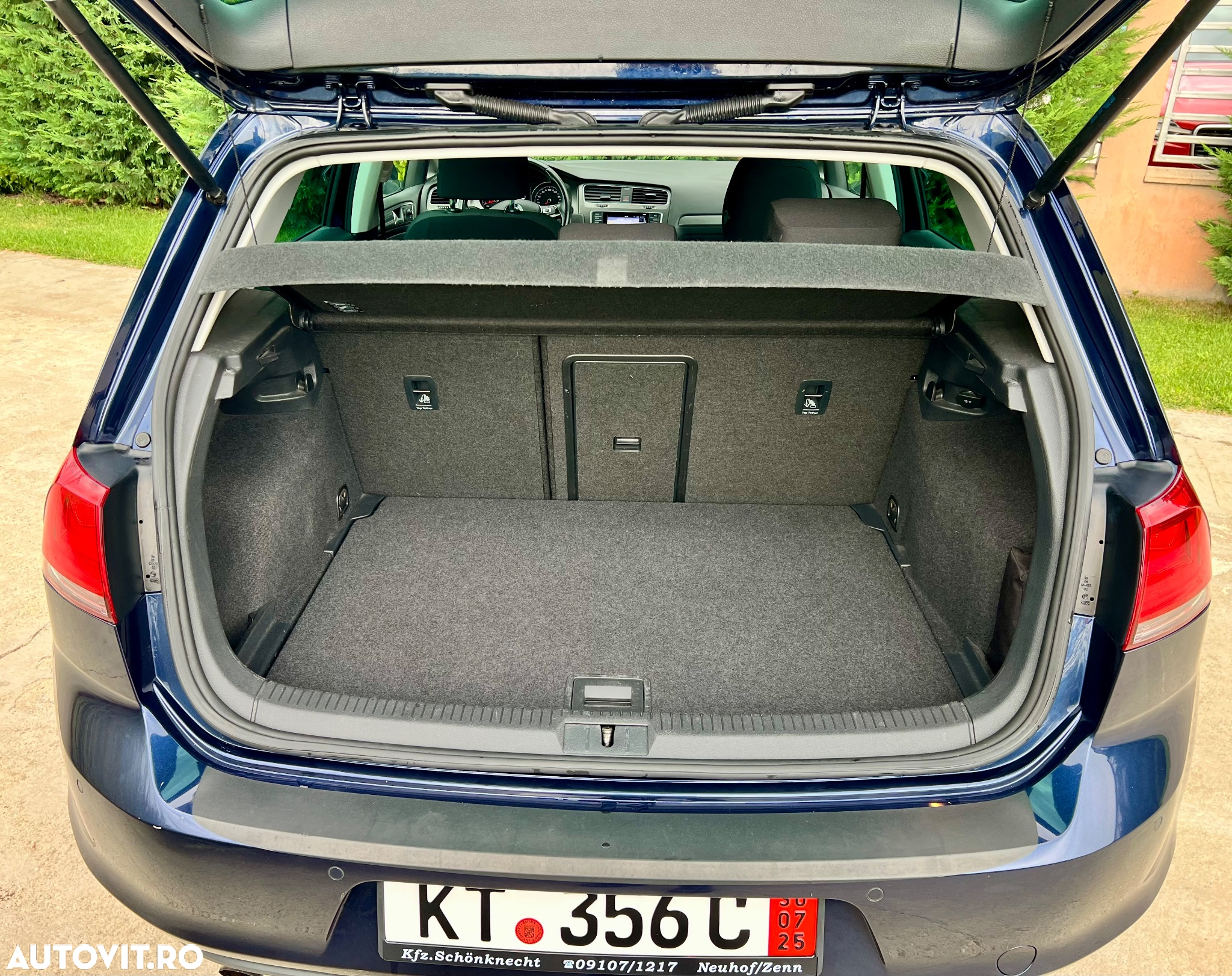 Volkswagen Golf 1.4 TSI BMT Comfortline - 32