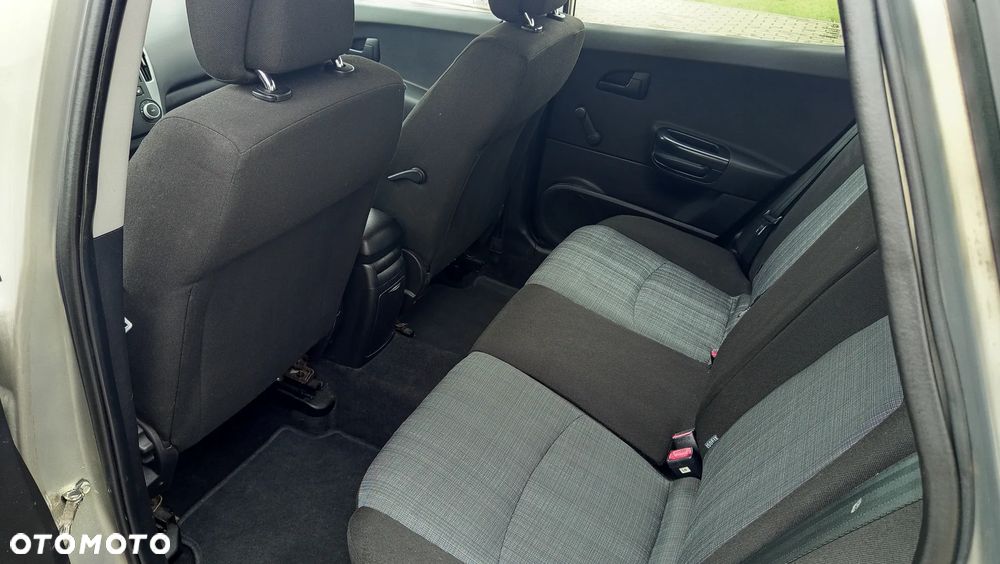 Kia Ceed 1.4 Comfort + - 9