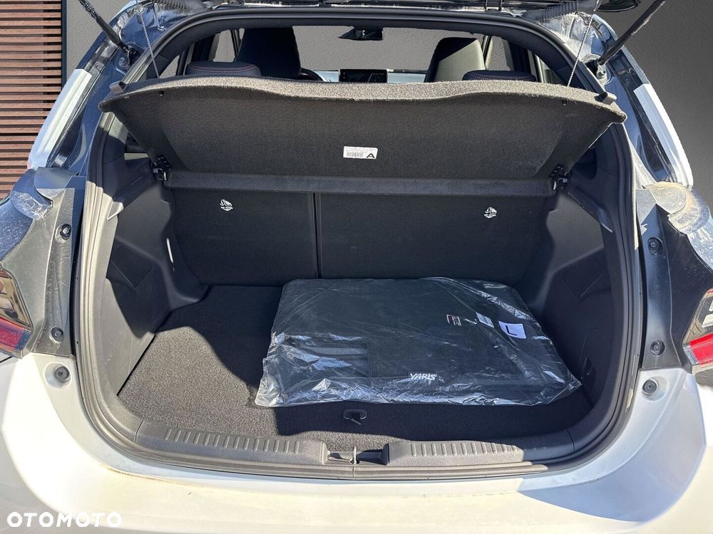 Toyota Yaris 2024