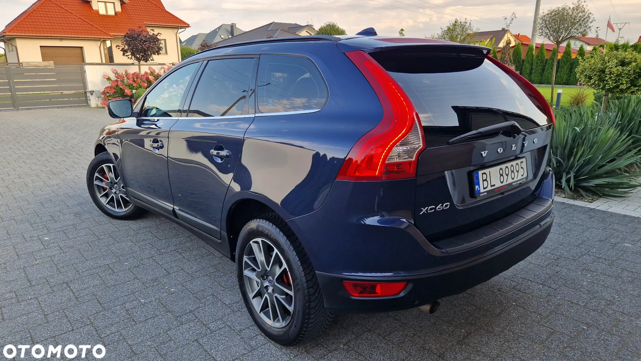 Volvo XC 60 D4 Geartronic Momentum - 3