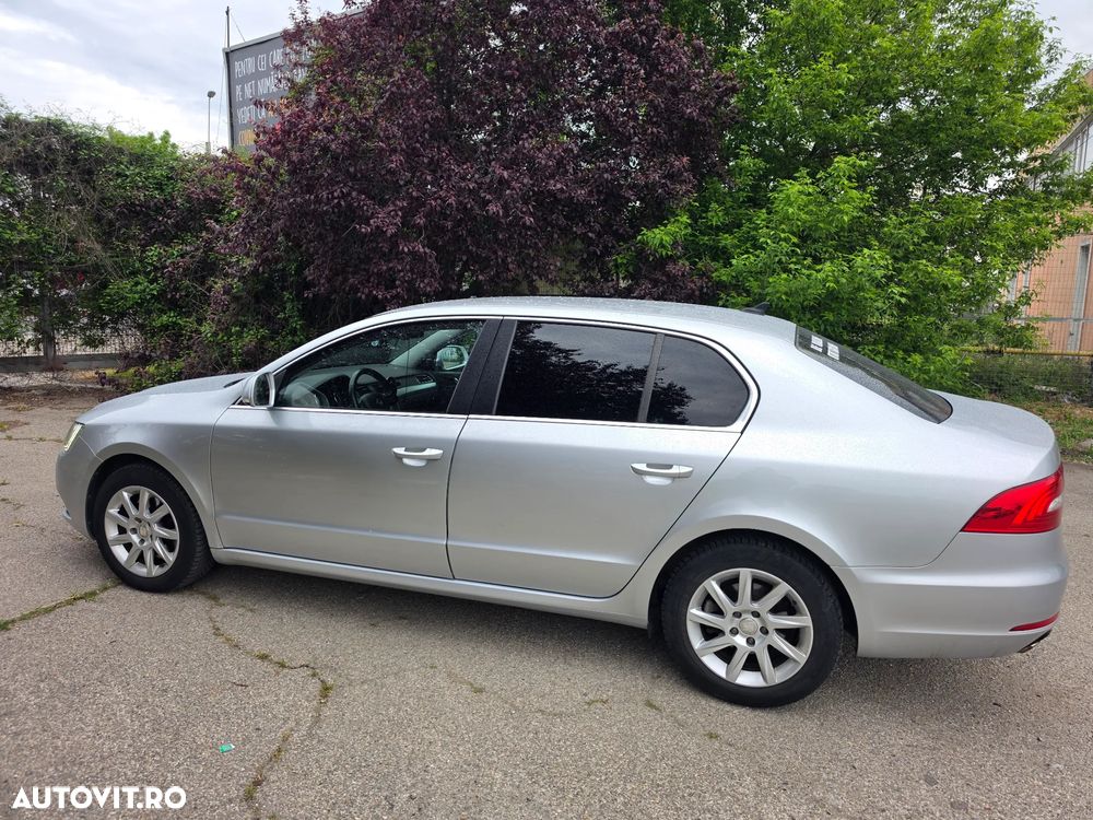 Skoda Superb 2.0 TDI Elegance - 4