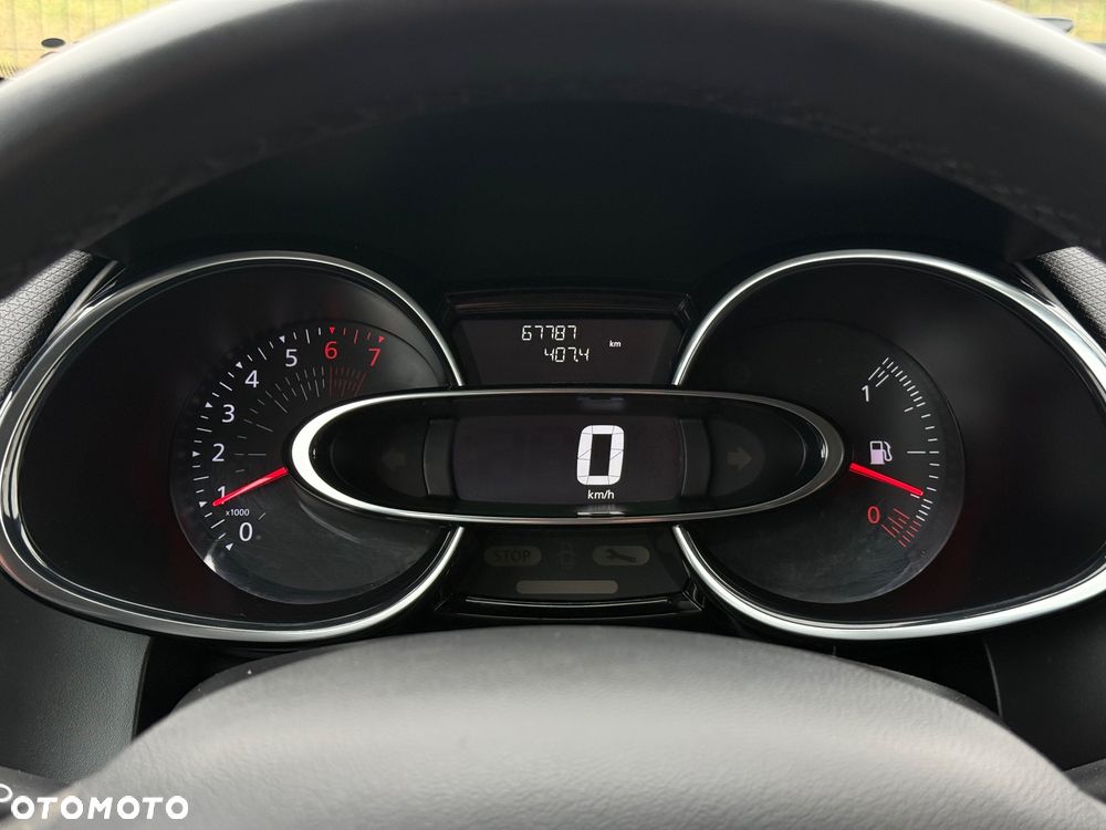 Renault Clio 1.2 16V Alize - 13