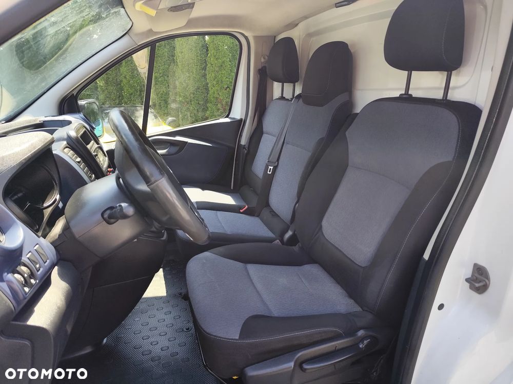 Opel Vivaro L2H1 2,9t Elegance - 15