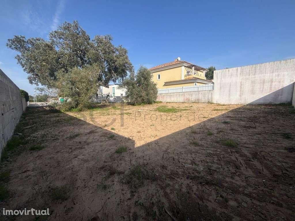 Lote Urbano Exclusivo em Azeitão | 470 m² - Grande imagem: 2/7