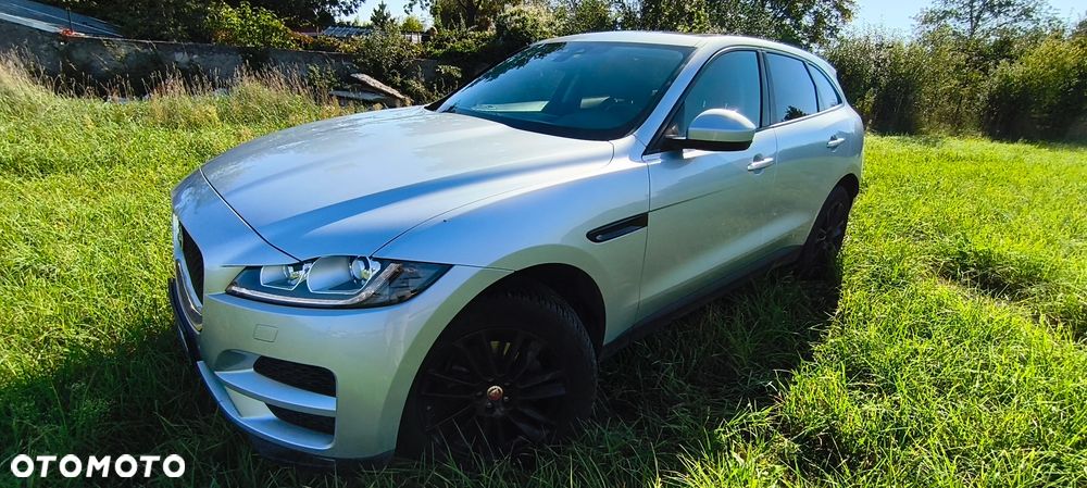 Jaguar F-Pace 2.0 i4D RWD Pure - 8