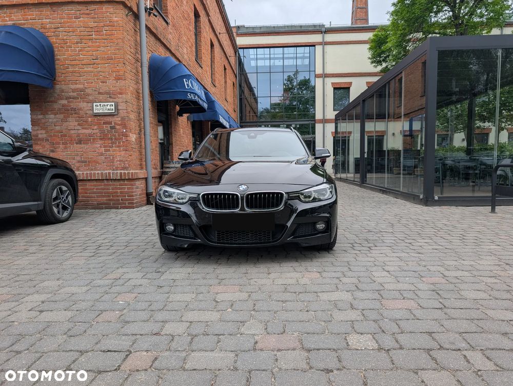 BMW Seria 3 320i xDrive M Sport Shadow sport - 8