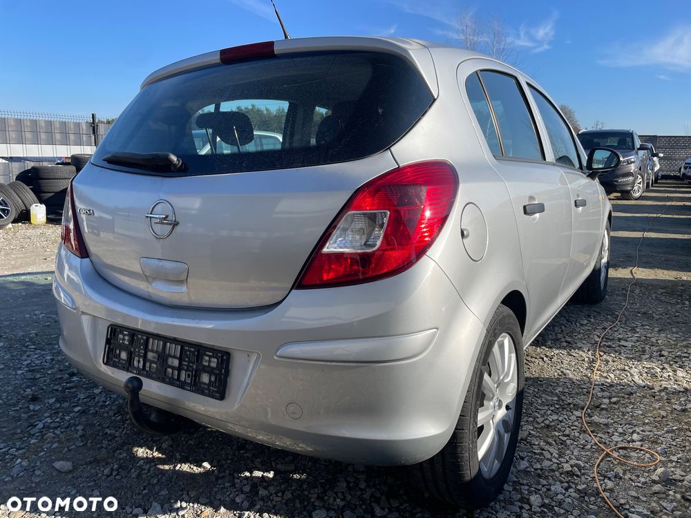 Opel Corsa 1.4 16V Edition - 5