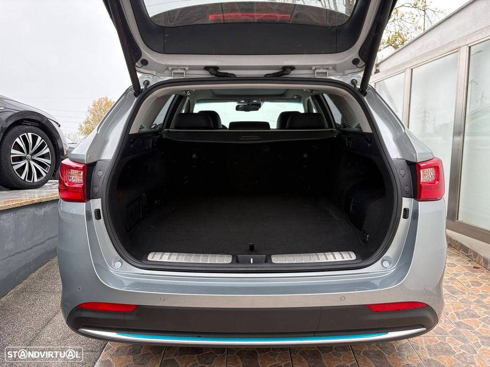 Kia Optima SW 2.0 CVVT PHEV - 6