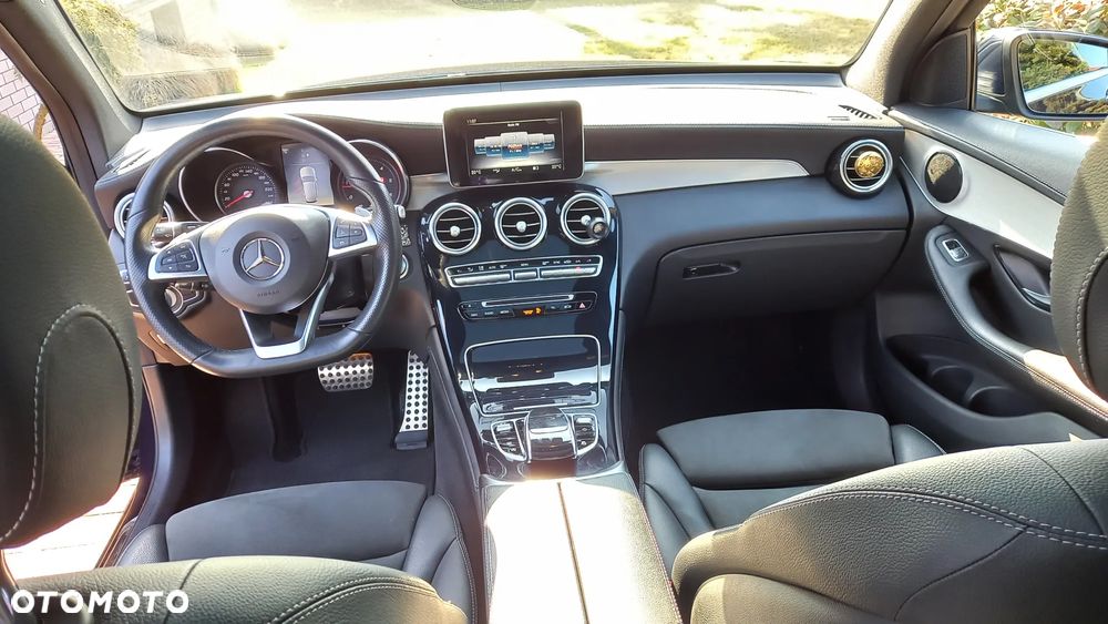 Mercedes-Benz GLC 250 d 4Matic 9G-TRONIC AMG Line - 19