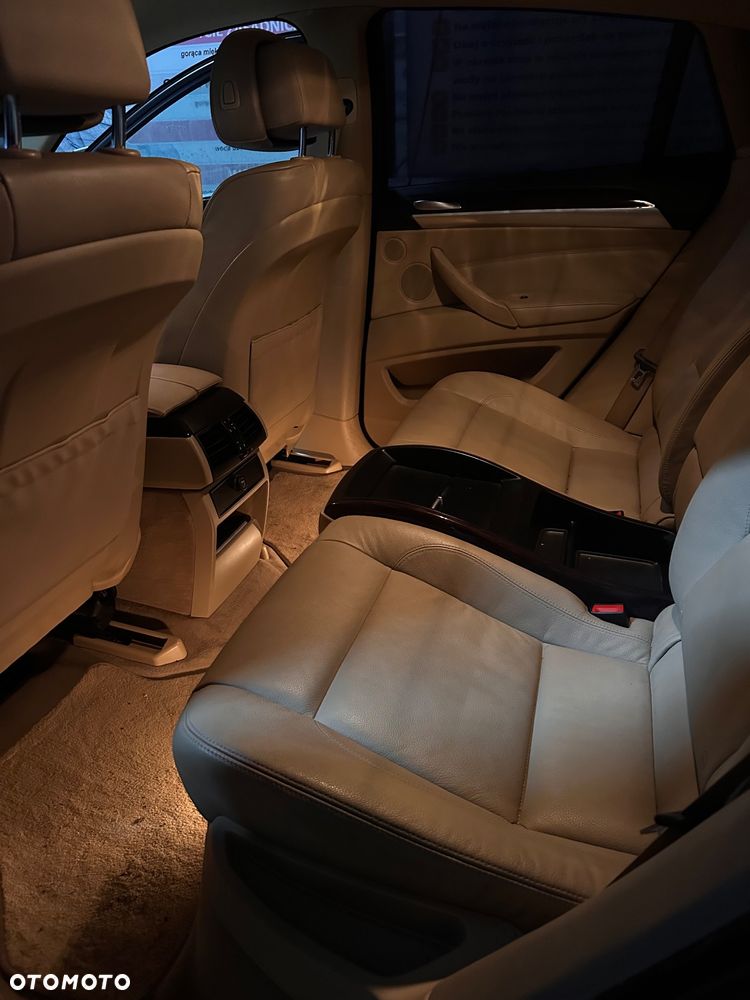 BMW X6 - 16