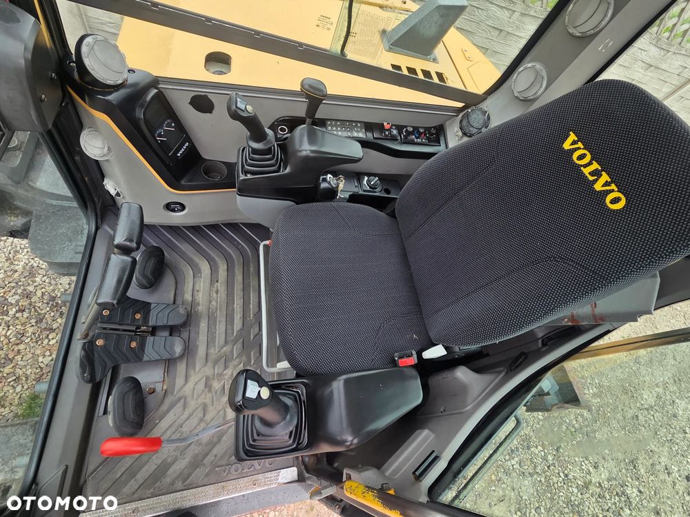 Volvo Ecr88 - 12