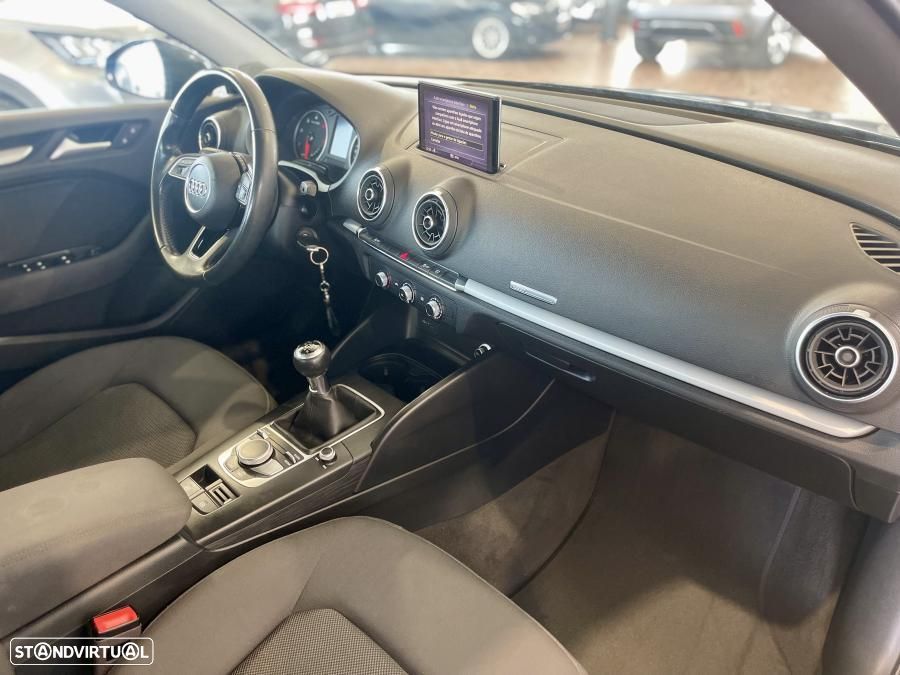 Audi A3 Limousine 1.6 TDI Sport - 29