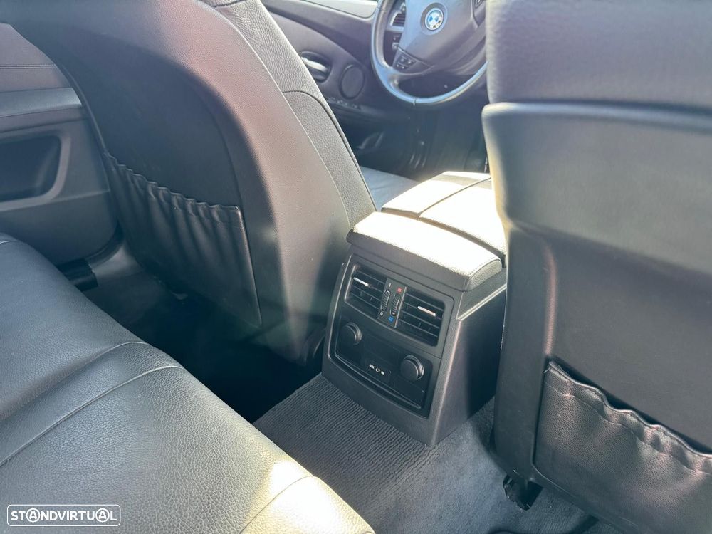 BMW 520 d Touring Executive - 49