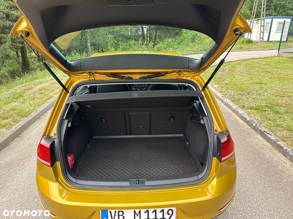 Volkswagen Golf - 20