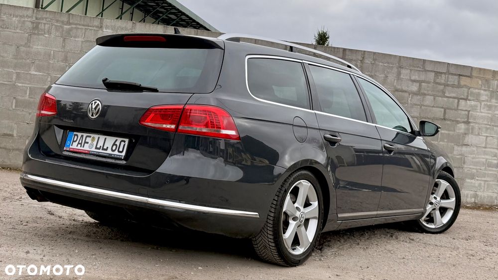Volkswagen Passat 2.0 TDI BlueMotion Technology Highline - 16