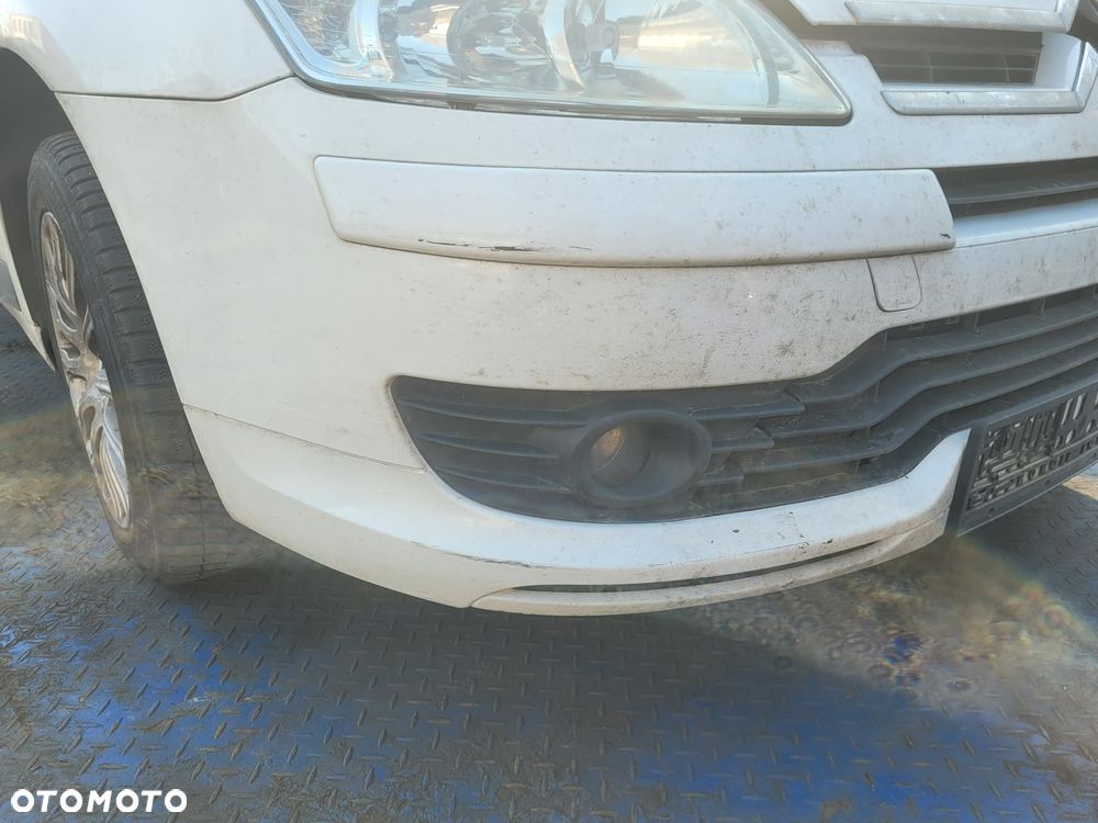 Zderzak przód Citroen C4 2008r. - 5