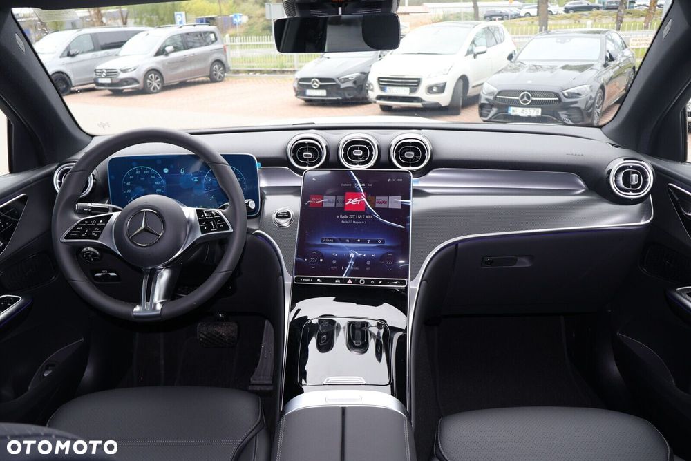 Mercedes-Benz GLC - 15