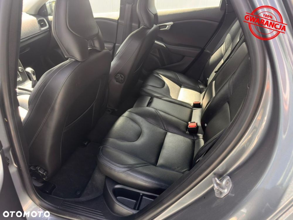 Volvo V40 - 33