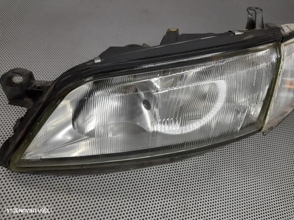 Otica / Farol Esq Opel Vectra B (J96) - 3