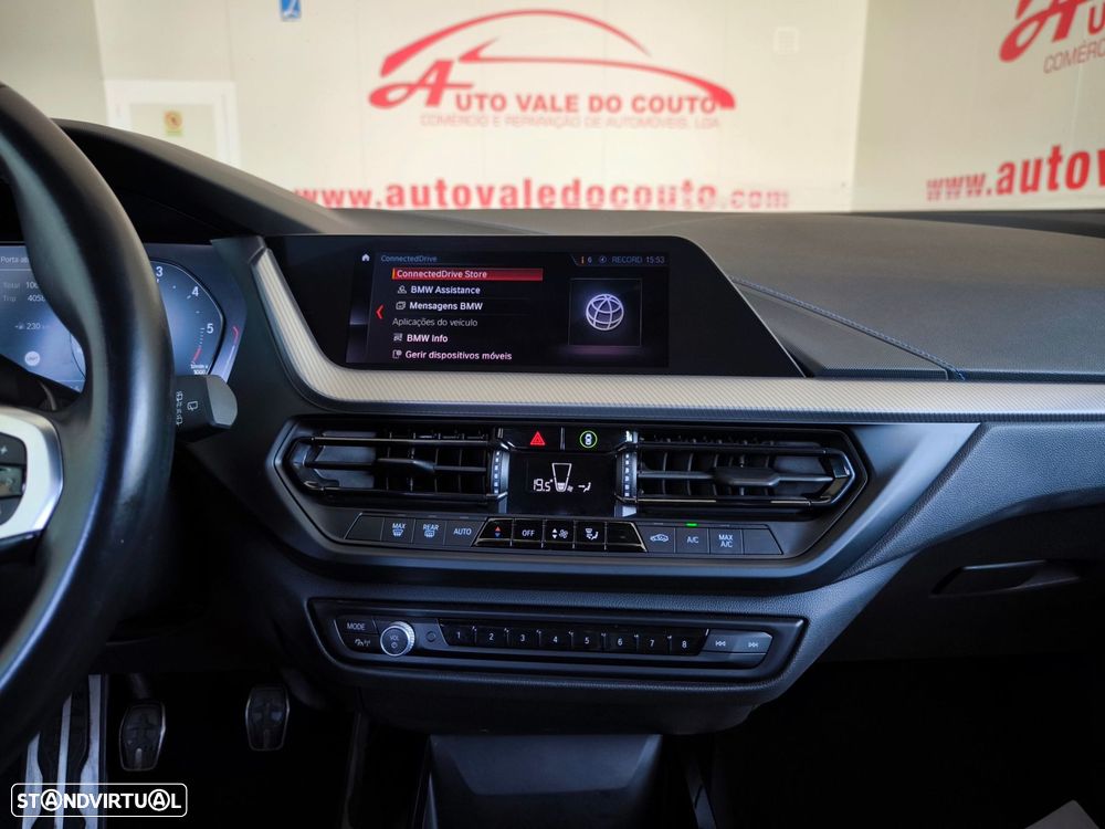 BMW 116 d Pack Desportivo M - 11