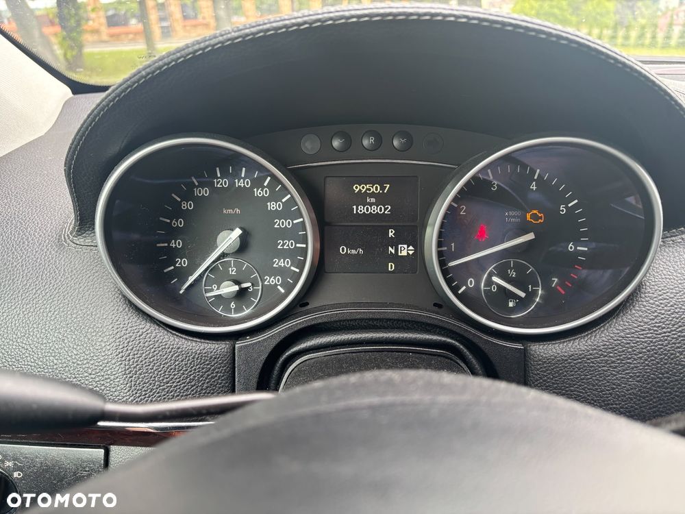 Mercedes-Benz GL 450 - 9