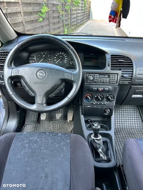 Opel Zafira 1.8 16V Elegance - 5
