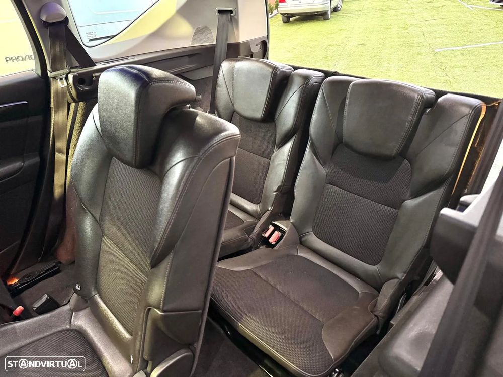 Renault Espace 1.6 dCi Zen - 6