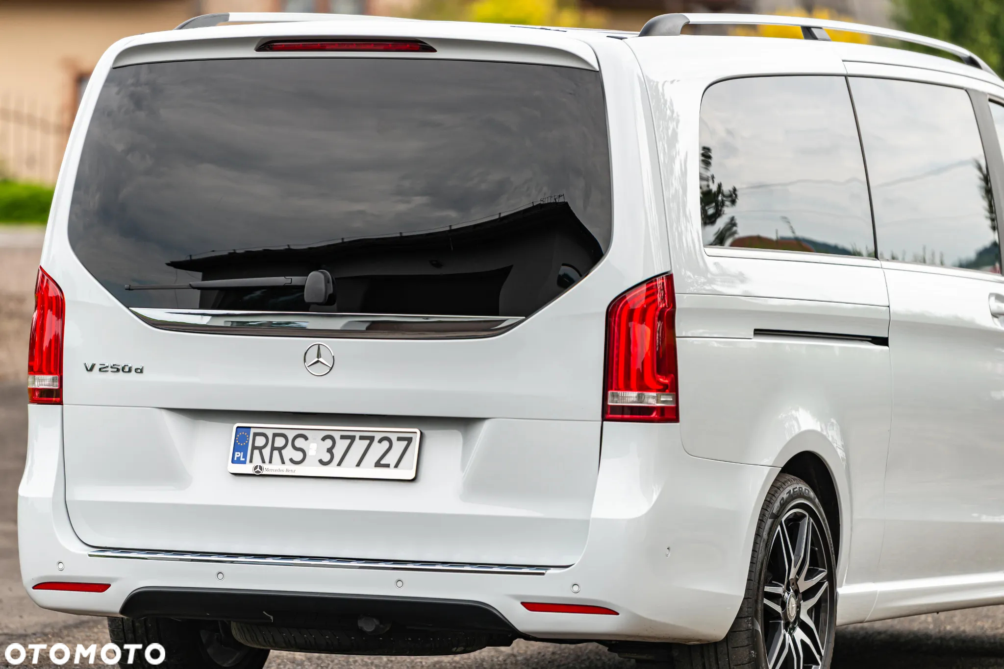 Mercedes-Benz Klasa V 250 (BlueTEC) d Avantgarde 7G-Tronic (ekstra d³) - 10