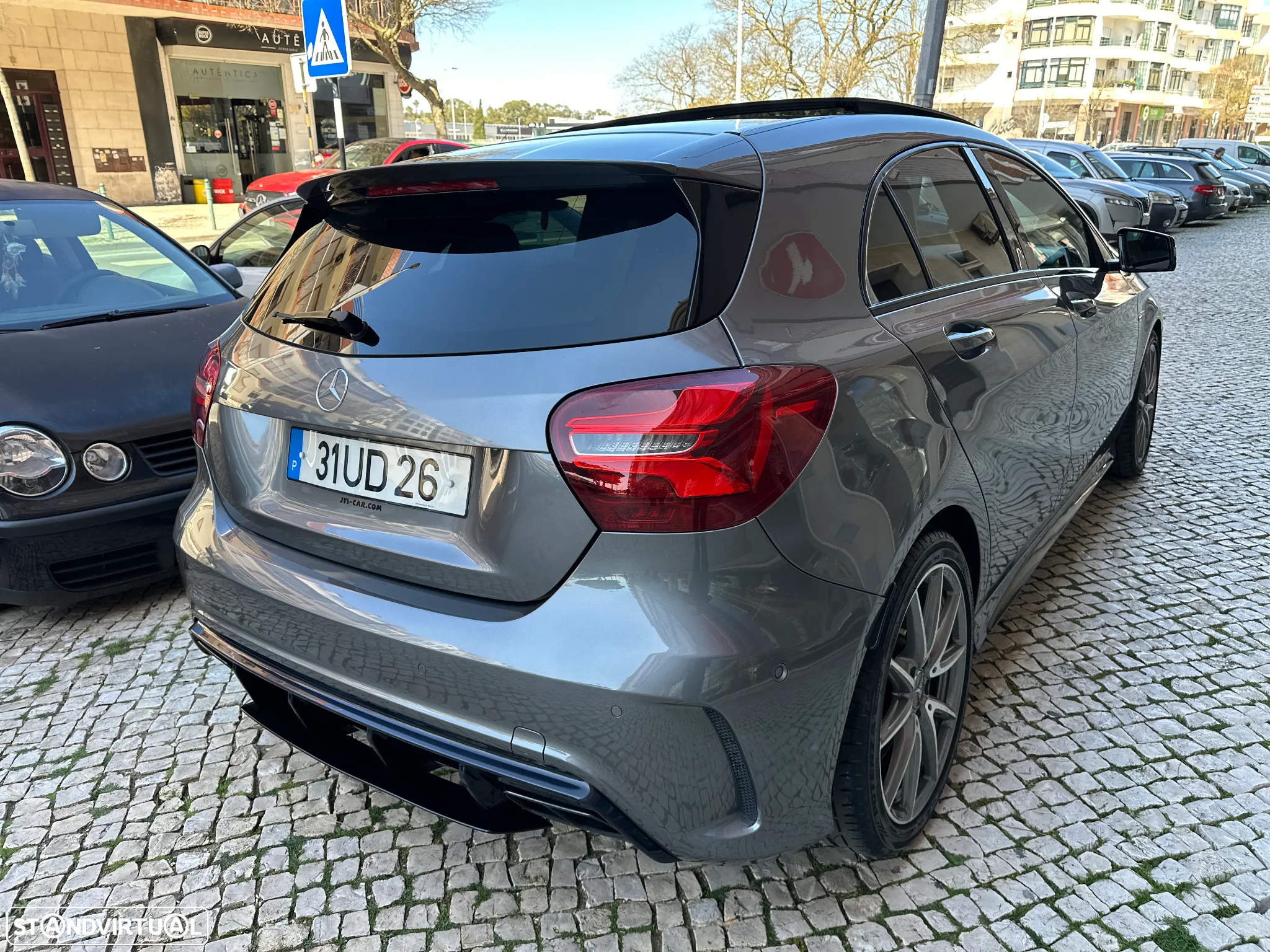 Mercedes-Benz A 45 AMG 4Matic Speedshift 7G-DCT - 10