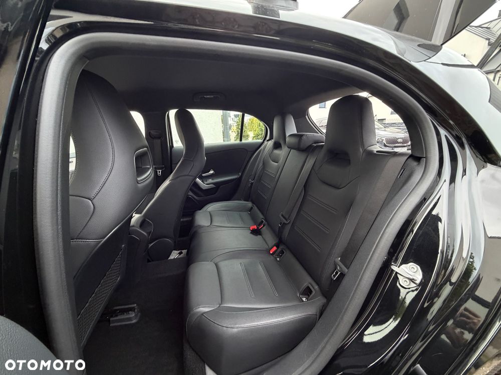 Mercedes-Benz Klasa A 250 Progressive 7G-DCT - 20