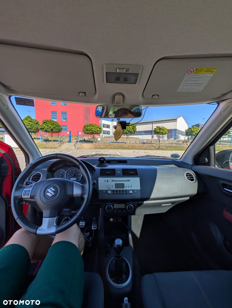 Suzuki Swift - 23