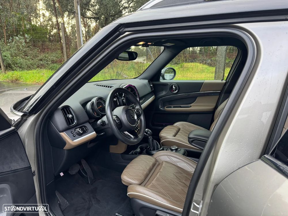 MINI Countryman Cooper SE ALL4 Auto - 24