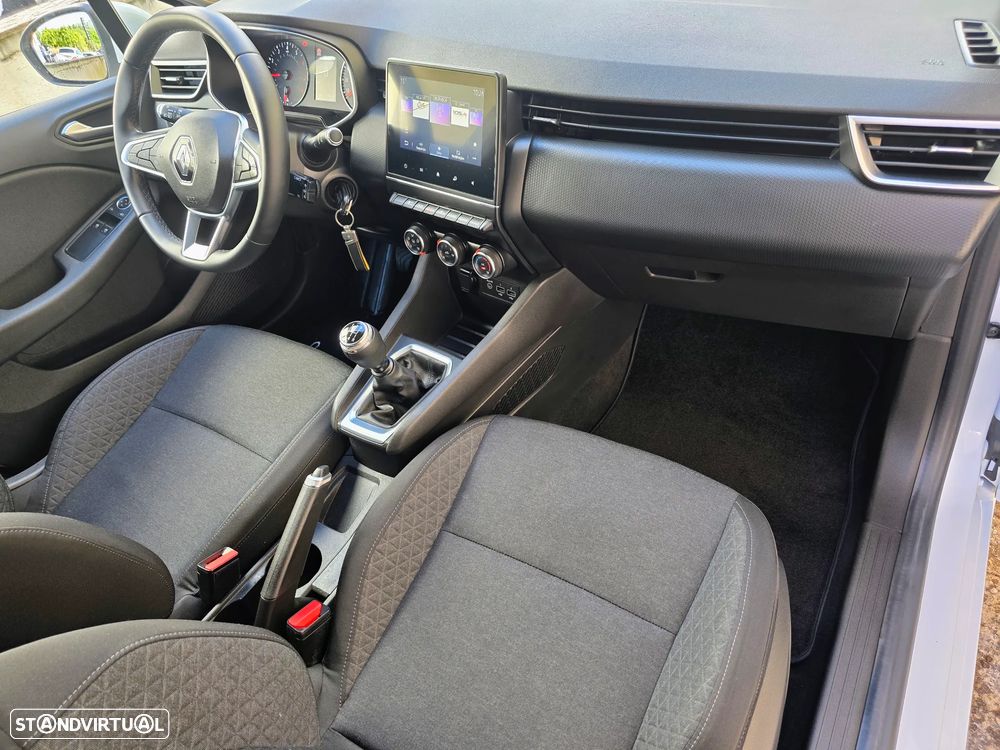 Renault Clio - 42