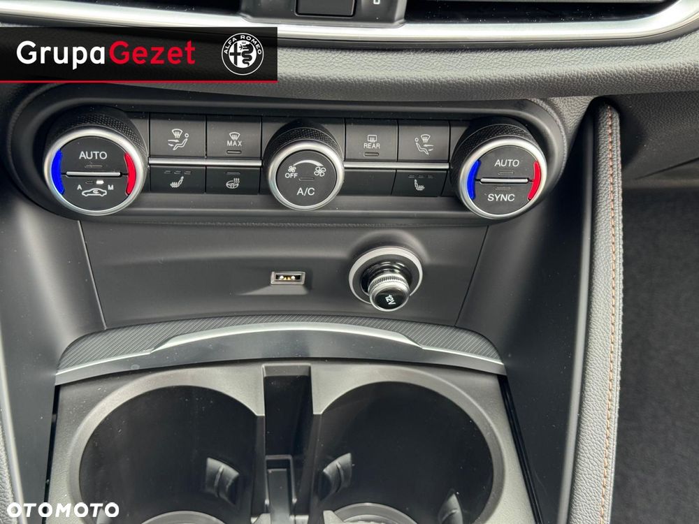 Alfa Romeo Stelvio - 27