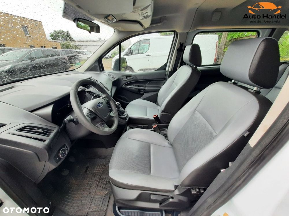 Ford Transit Connect - 27