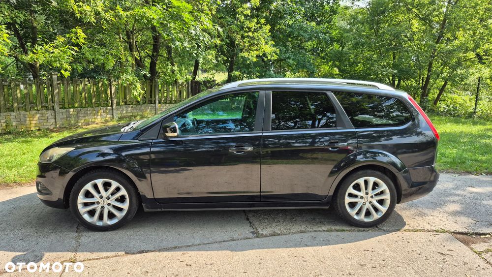 Ford Focus 1.6 TDCi DPF Titanium - 11