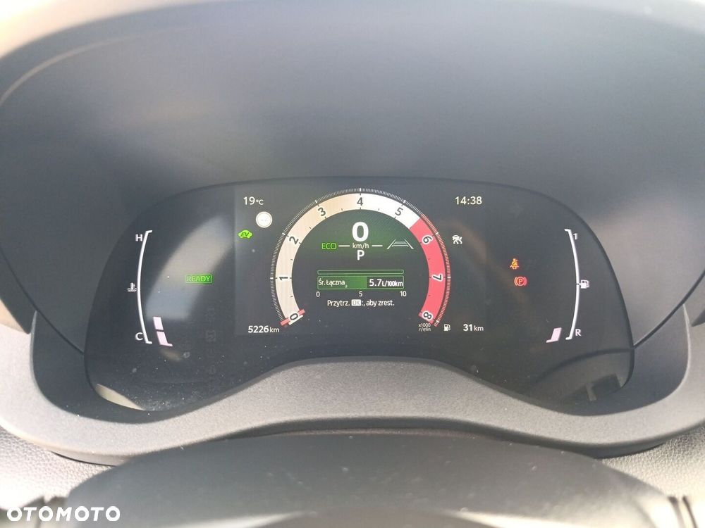 Toyota Yaris Hybrid 1.5 Style - 23