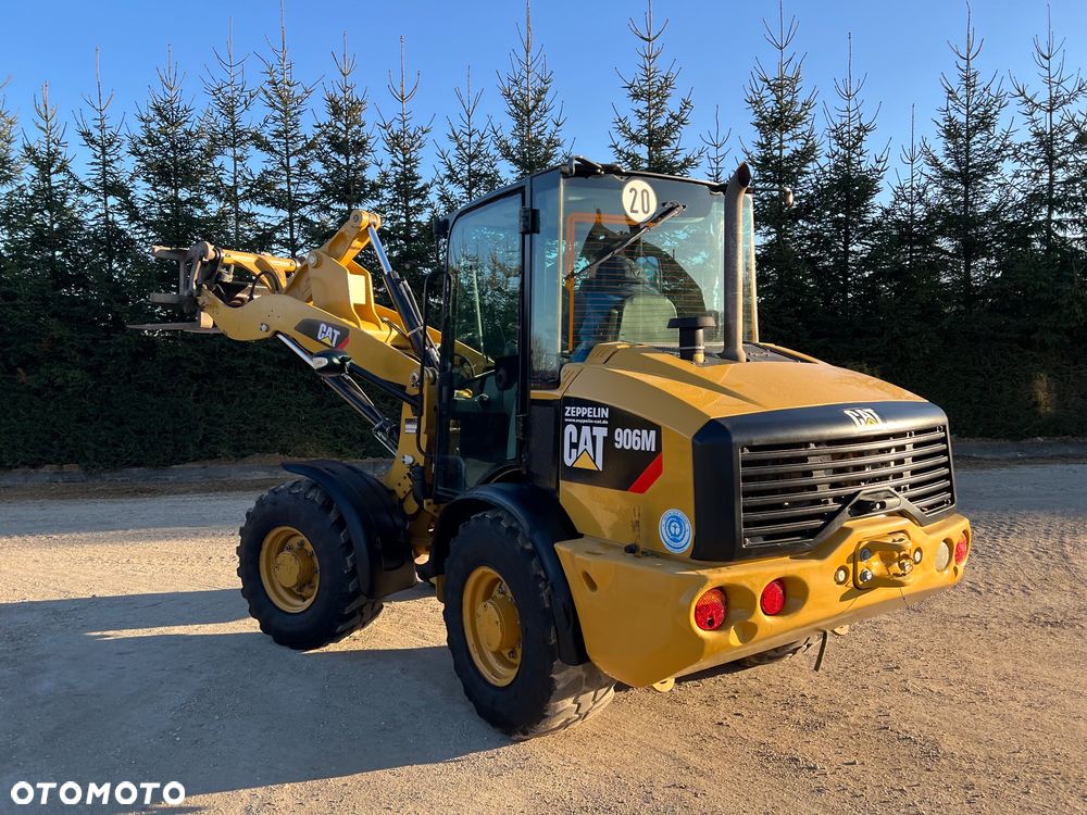 Caterpillar Ładowarka łamana 906M Cat łyżka widły 907 908 5 6 ton SZYBKOZŁĄCZE HYDRAULICZNE dodatkowe linie ZAMIATARKA za dopłatą - 7