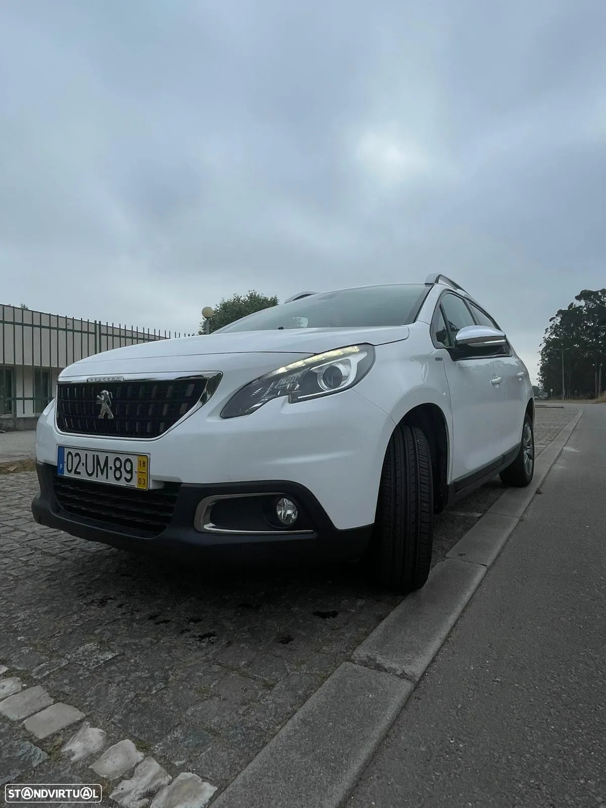 Peugeot 2008 1.6 BlueHDi Style - 2