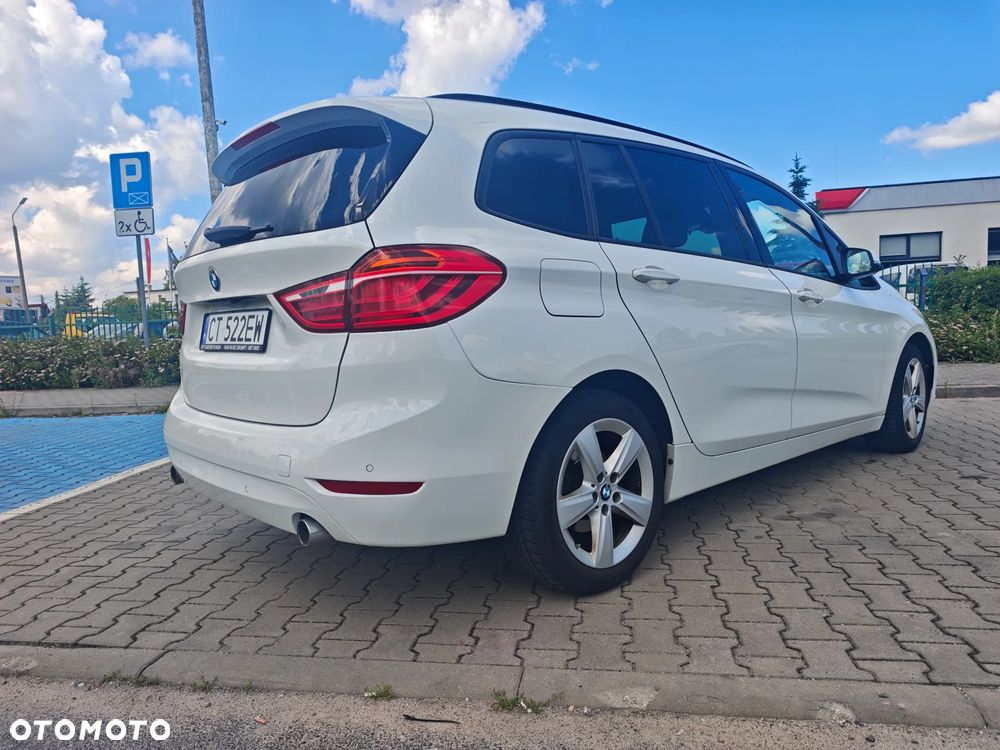 BMW Seria 2 220d xDrive Sport-Aut - 8