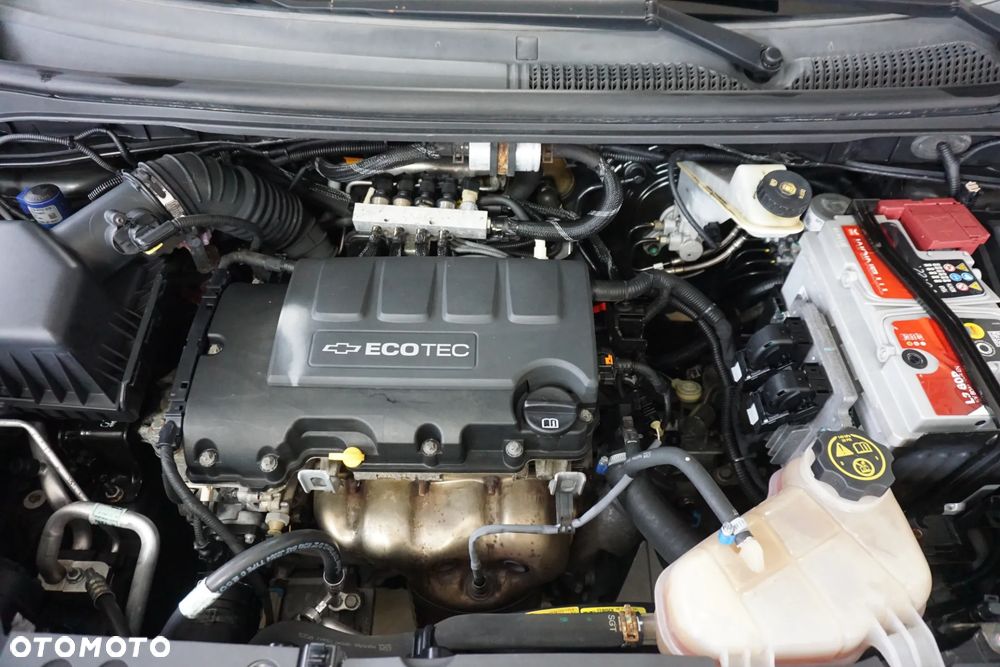 Chevrolet Aveo 1.2 LT - 16