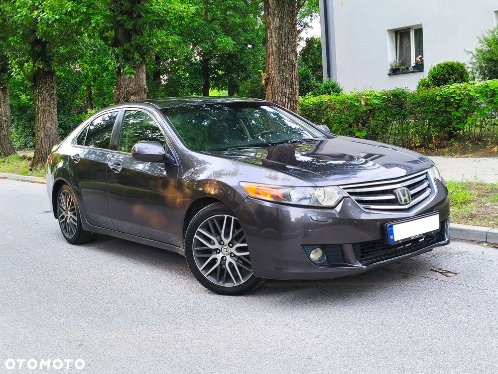 Honda Accord 2009 photo 2
