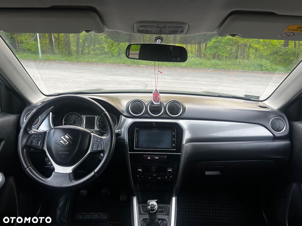 Suzuki Vitara 1.6 Elegance 2WD - 6