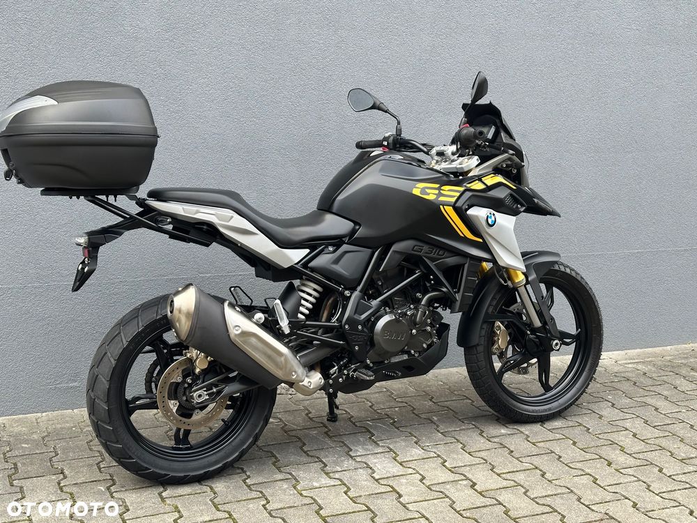 BMW G - 6