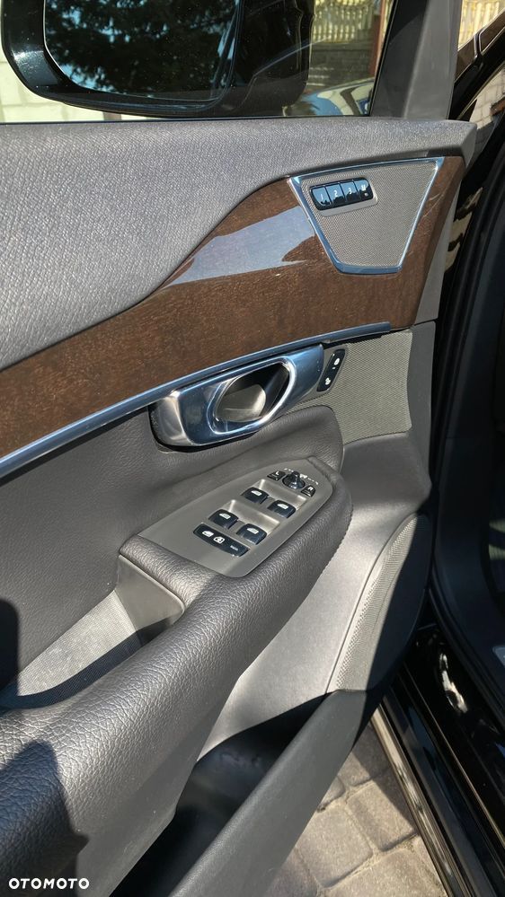 Volvo XC 90 T6 AWD Momentum 7os - 12