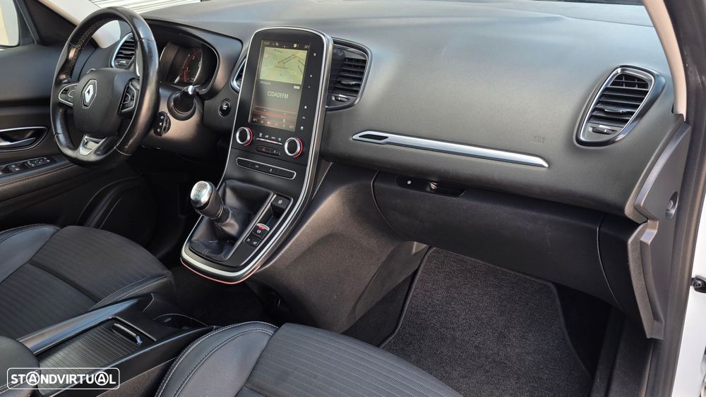 Renault Grand Scénic 1.5 dCi Intens Hybrid Assist SS - 19