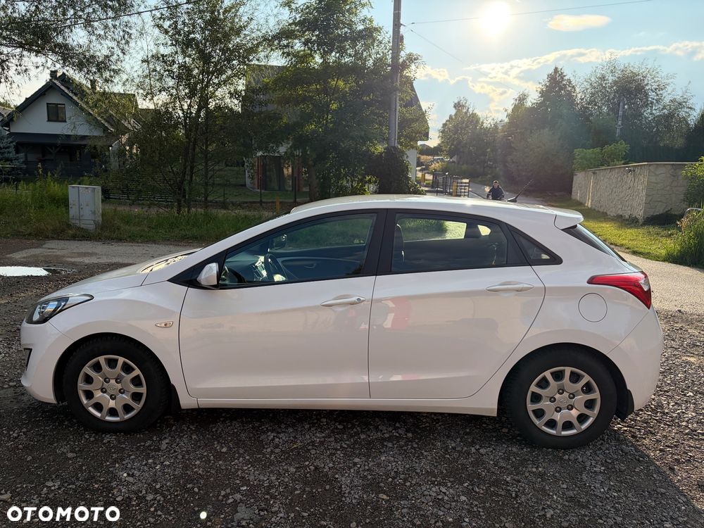 Hyundai i30 1.6 Classic + - 7
