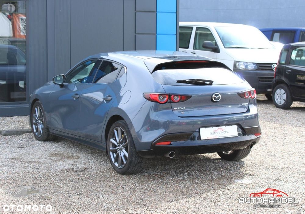 Mazda 3 - 4
